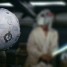 そしてカメラは宙に浮く